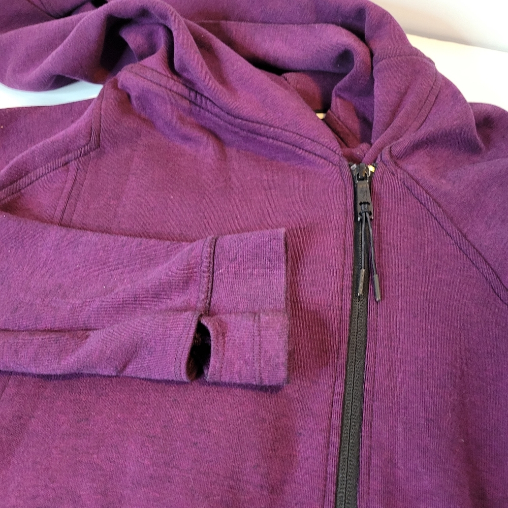 Nike Tech Fleece Hoodie‎ Womens M Purple Excellent Asymmetrical Zip Thumbholes